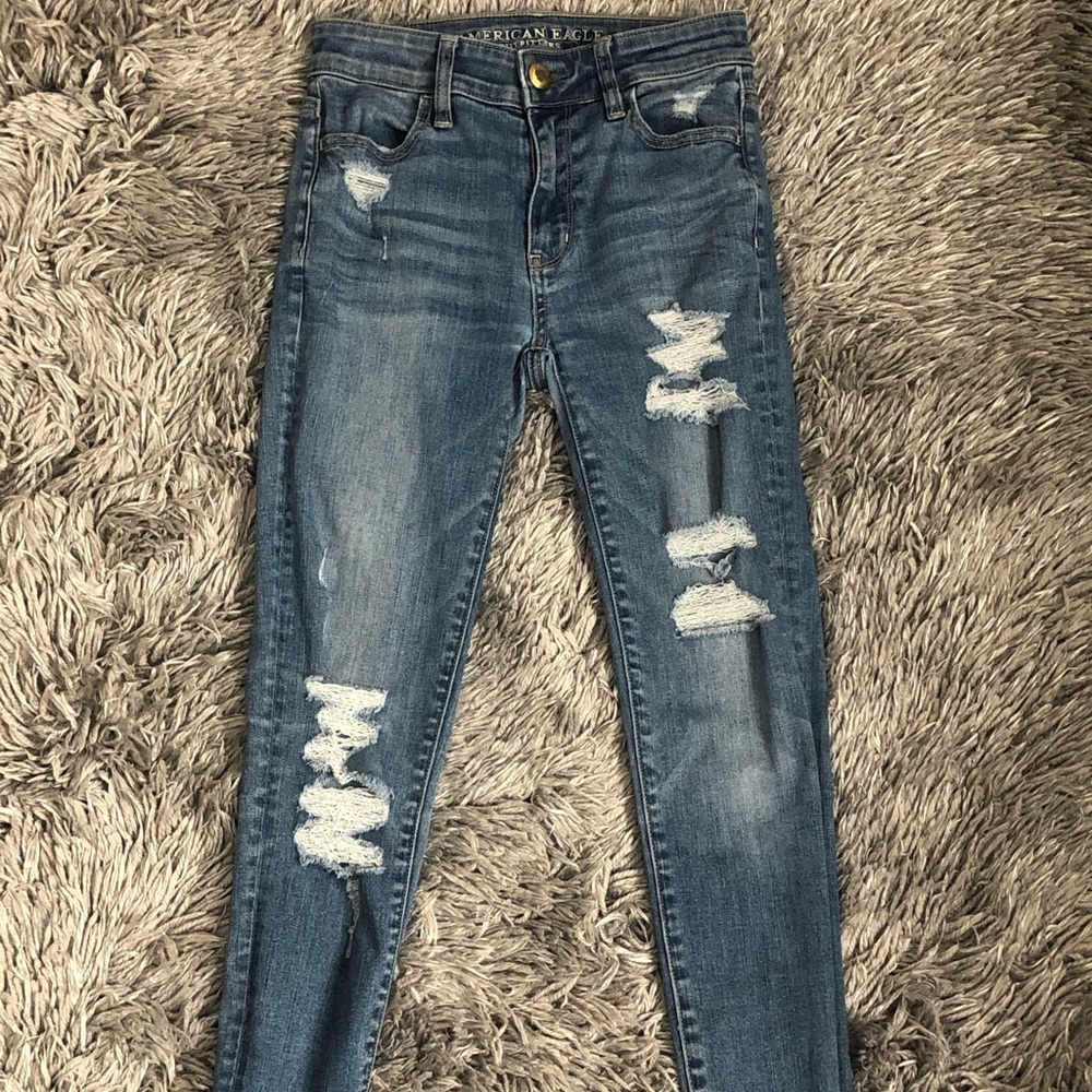 American Eagle High-Waisted Skinny jean - Picture 1 of 3